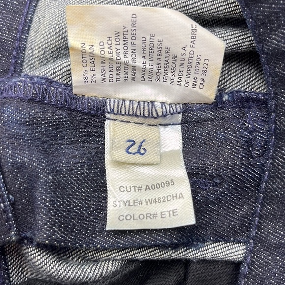 Hudson Jeans Signature Bootcut Low Rise Form Fitting Size 26 - Picture 14 of 16